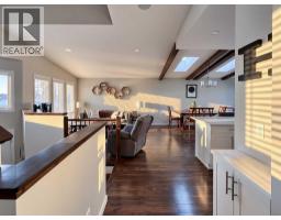 221 Lasalle Terrace W - photo 4