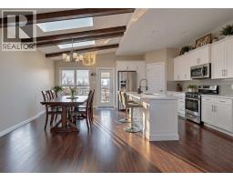 221 Lasalle Terrace W - photo 6