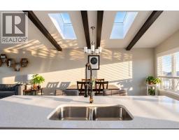 221 Lasalle Terrace W - photo 8
