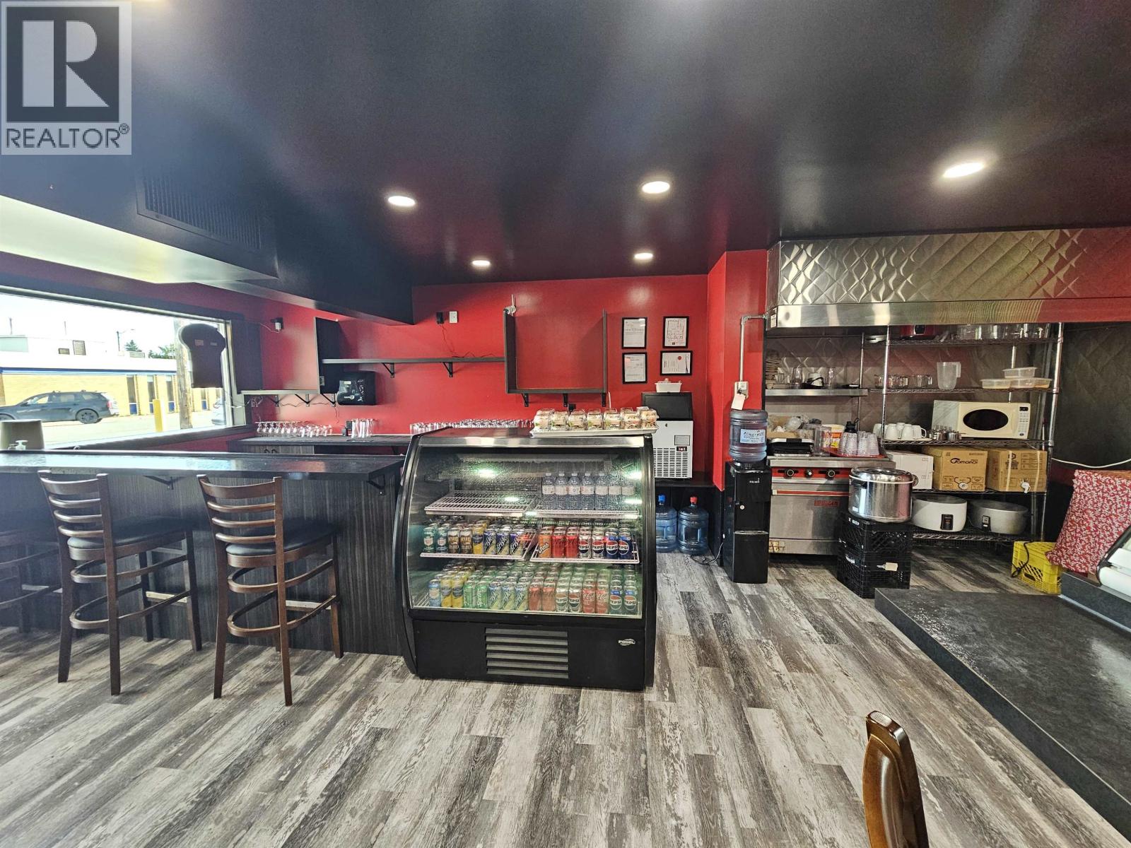 144 W COLUMBIA STREET, Vanderhoof
