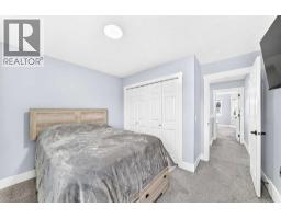 380 Taradale Drive NE - photo 19