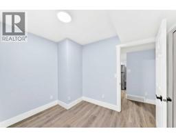 380 Taradale Drive NE - photo 28
