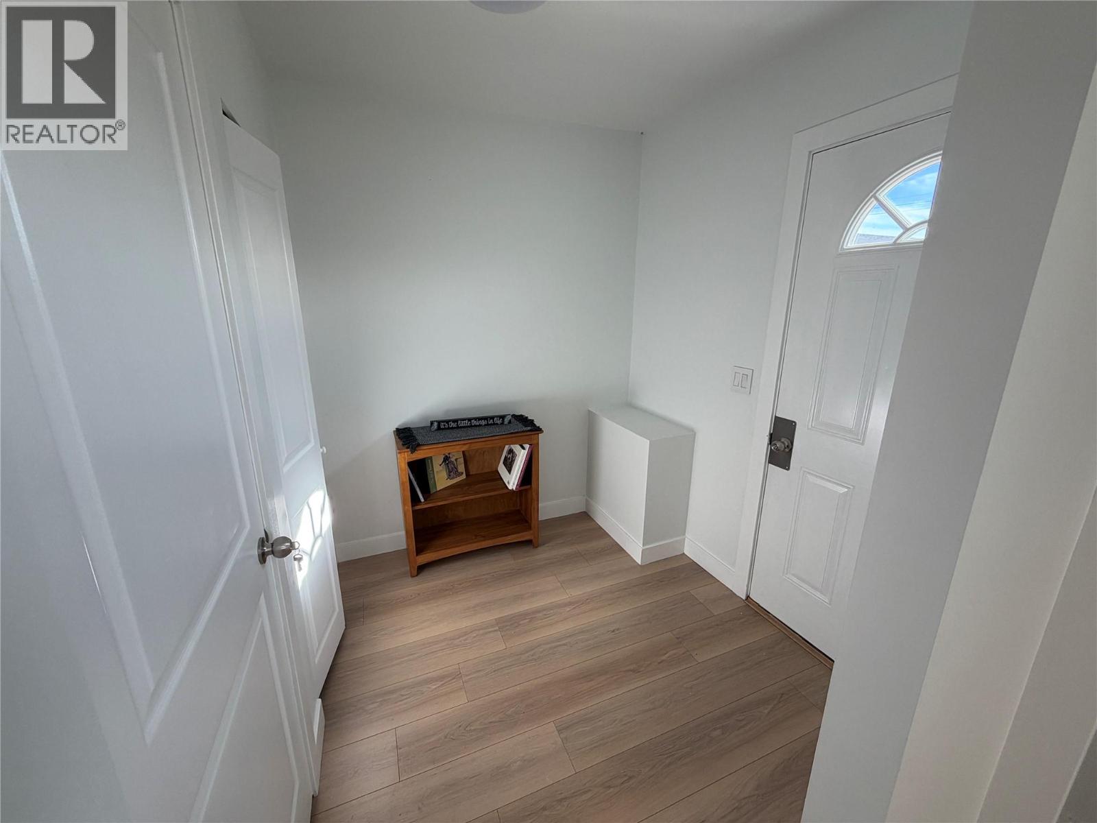 1217 114 Avenue - Image 9