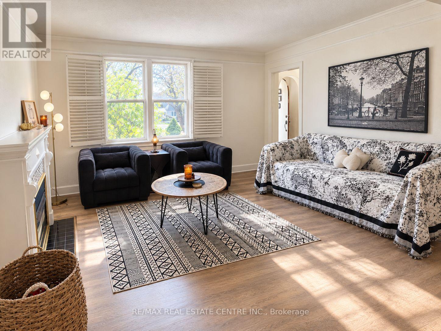 70 JACKSON AVENUE - 6