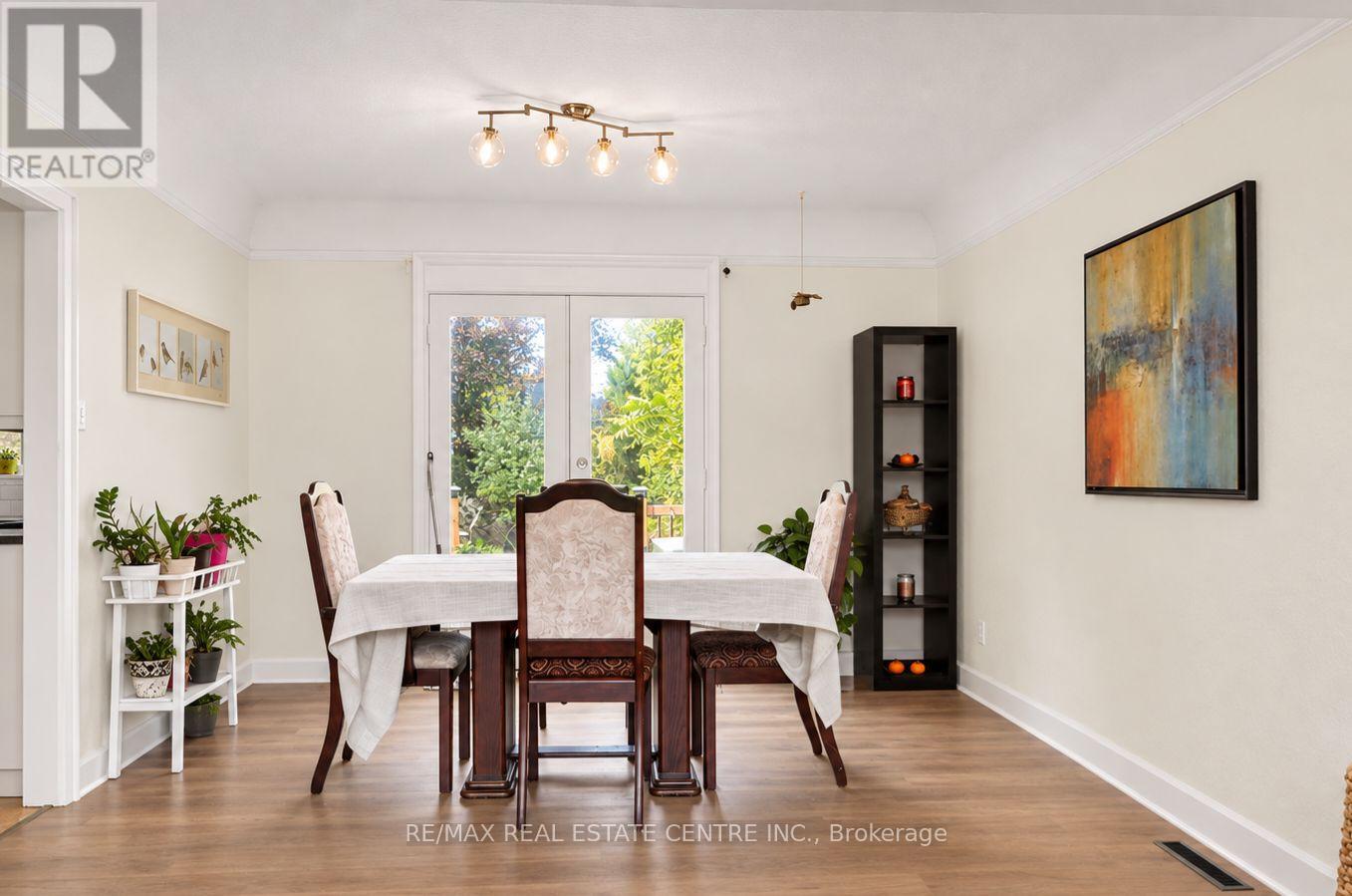 70 Jackson Avenue, Kitchener, ON photo 7