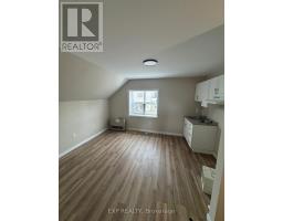 439 Main Street E, North Bay, ON P1B1B6 Photo 7