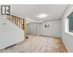 Sunroom - 77937 London Road, Clinton, ON N0M1L0 Photo 10