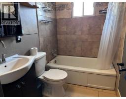4216 16A Street SW - photo 10
