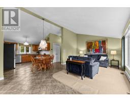 Living room - 71 Toner Road, Mcnab/braeside, ON K0A1G0 Photo 6
