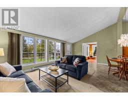 Sunroom - 71 Toner Road, Mcnab/braeside, ON K0A1G0 Photo 7