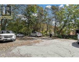 South 2nd - 163 Highbourne Road, Toronto, ON M5P2J8 Photo 33