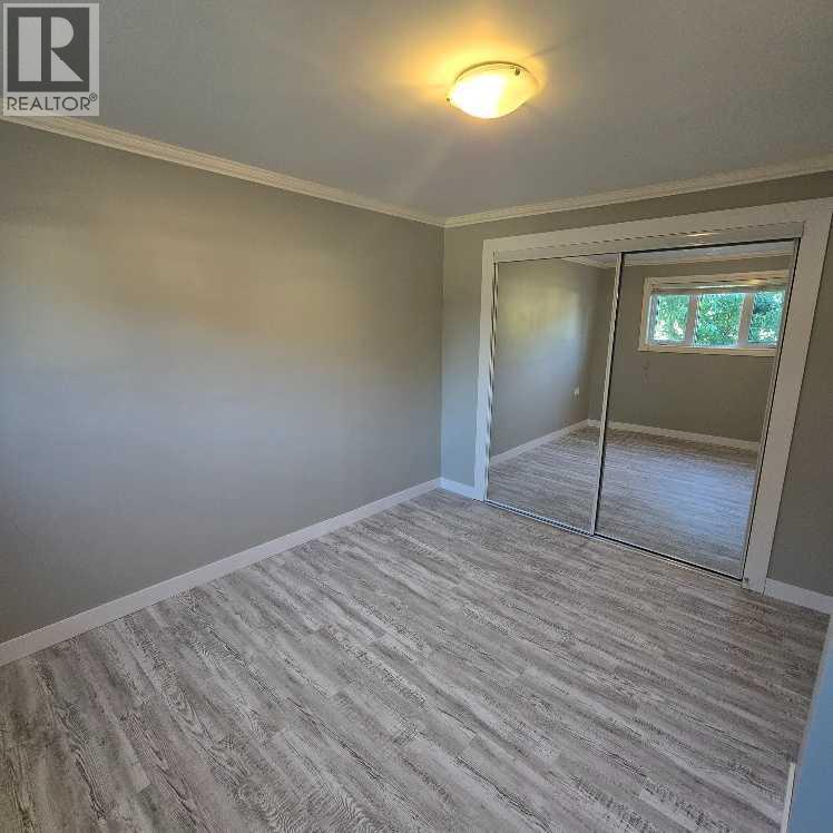 Listing photo – 4930 48 Street, Sedgewick
