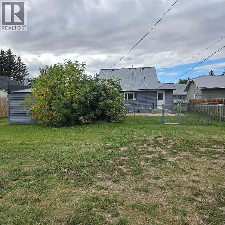 4930 48 Street - 3