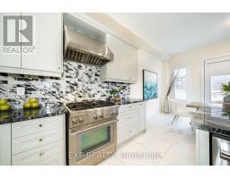 38 Bud Leggett Crescent, Georgina, ON L4P0T1 Photo 21