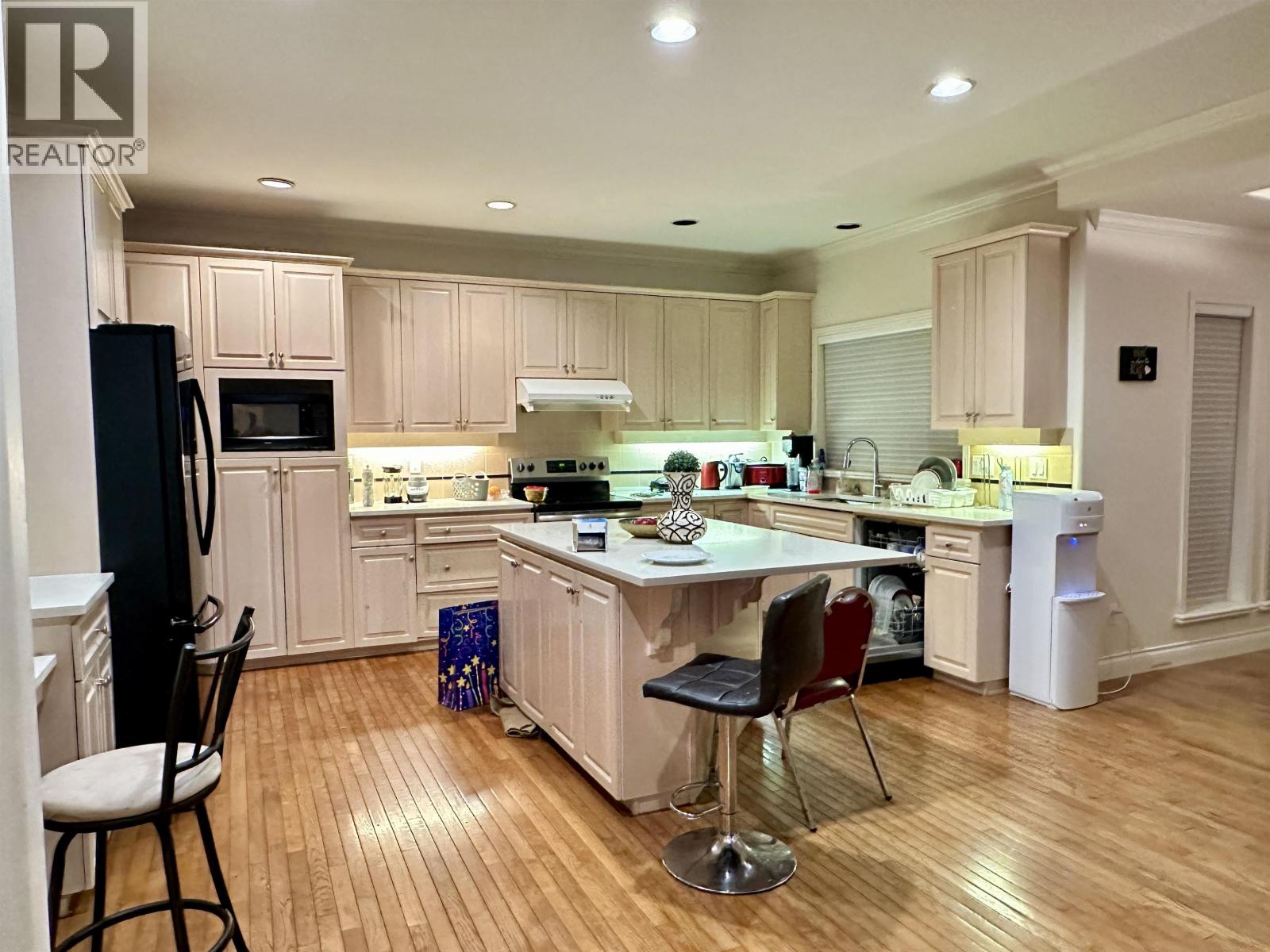 3070 TIMBER COURT, Coquitlam - Image 1