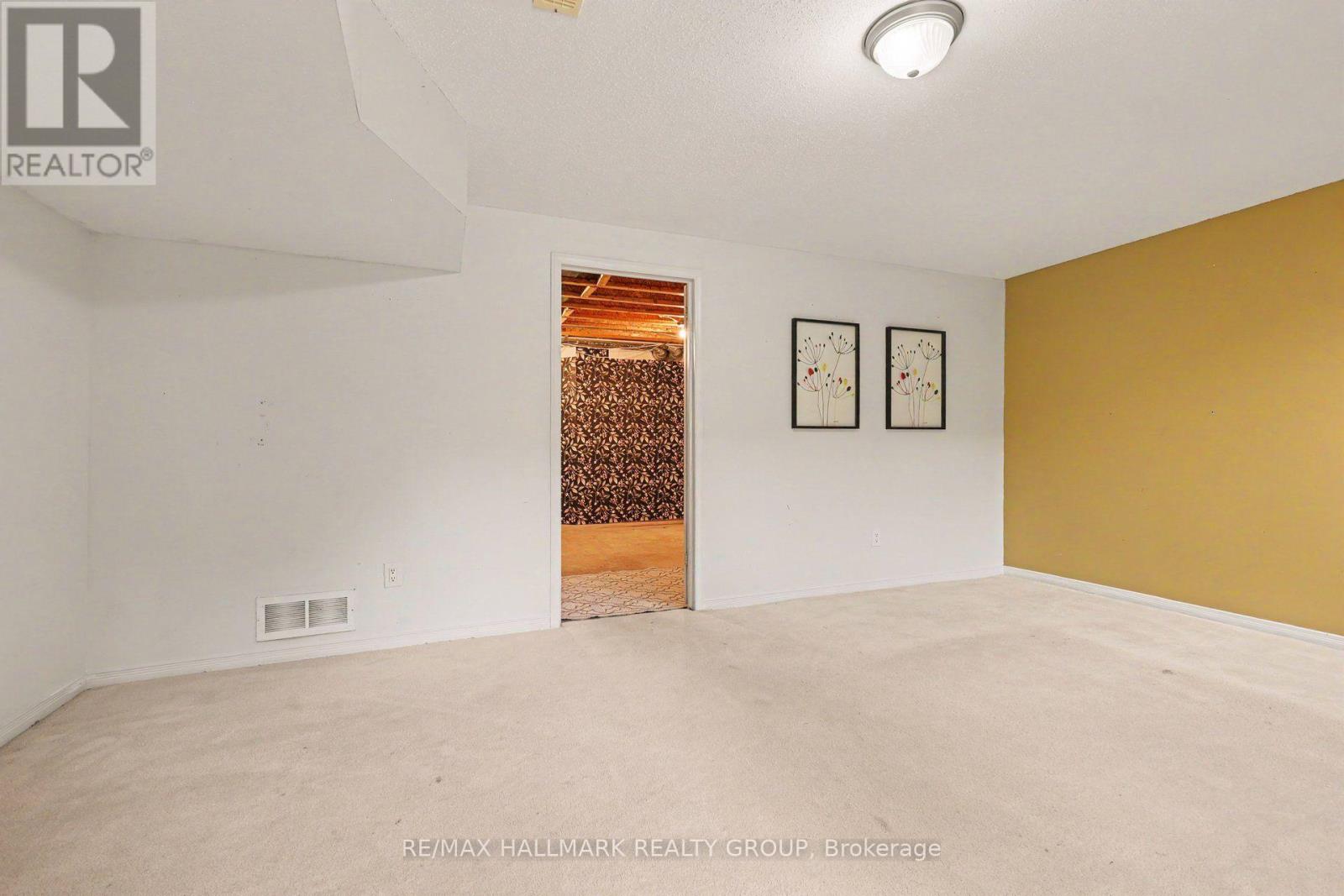 410 SULTAN STREET - Image 28