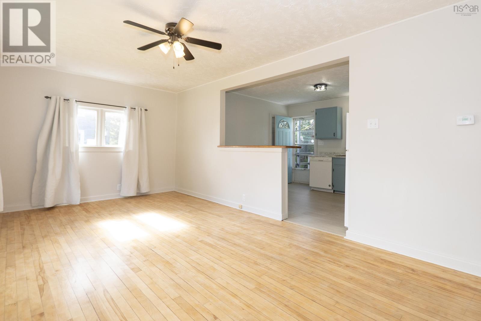 79 Hickman Street - 13