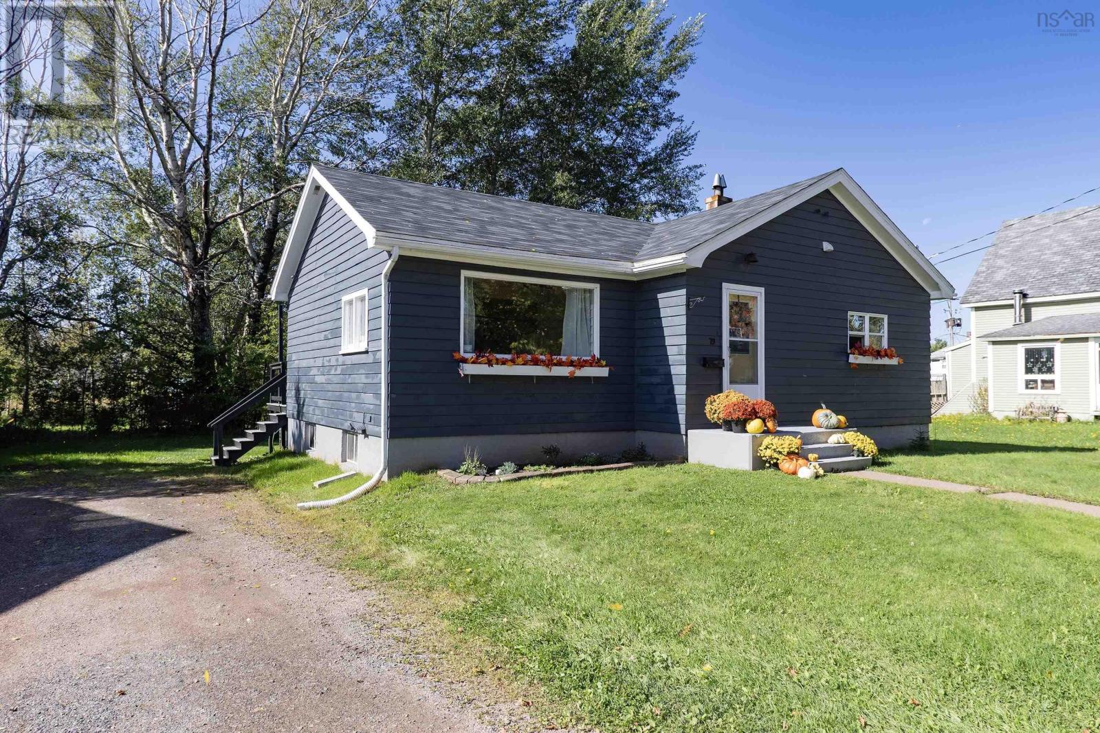 79 Hickman Street - 2