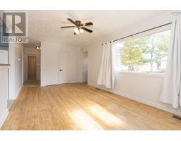 79 Hickman Street, Amherst, NS B4H2M7 Photo 15