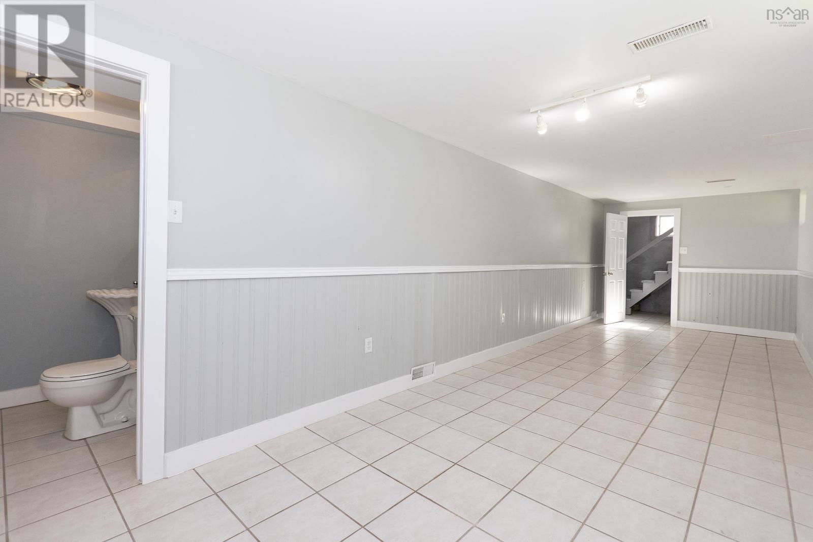 79 Hickman Street - 27