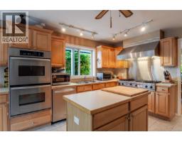 1212 Lynn Rd, Tofino, BC V0R2Z0 Photo 19