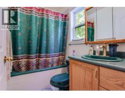 1212 Lynn Rd, Tofino, BC V0R2Z0 Photo 30