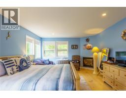 1212 Lynn Rd, Tofino, BC V0R2Z0 Photo 41