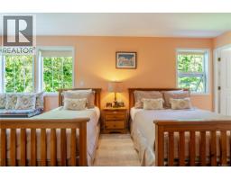 1212 Lynn Rd, Tofino, BC V0R2Z0 Photo 48