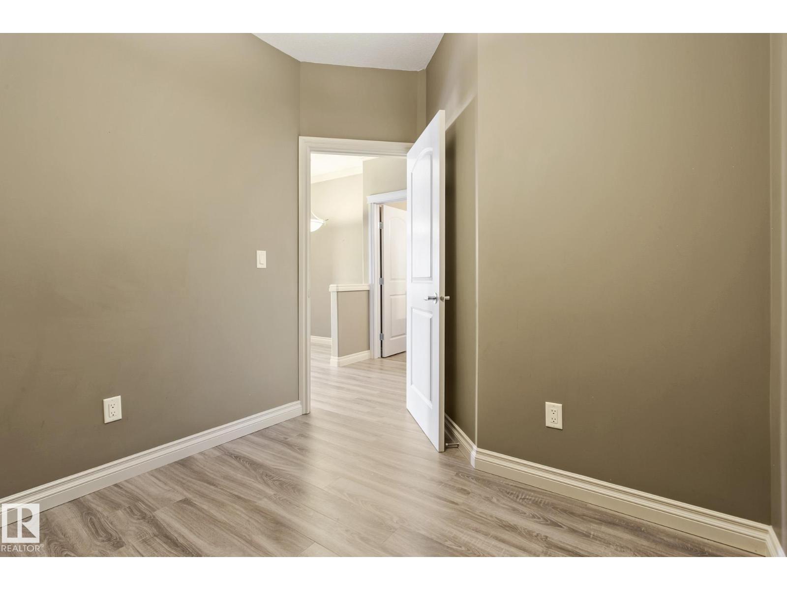 #334 10121 80 AV NW - 13