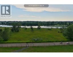 401, 131 Quarry Way SE - photo 1