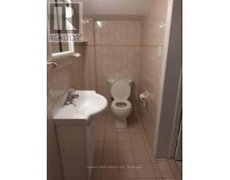 B2 - 34 Penhurst Avenue, Toronto, ON M8Y3A9 Photo 7