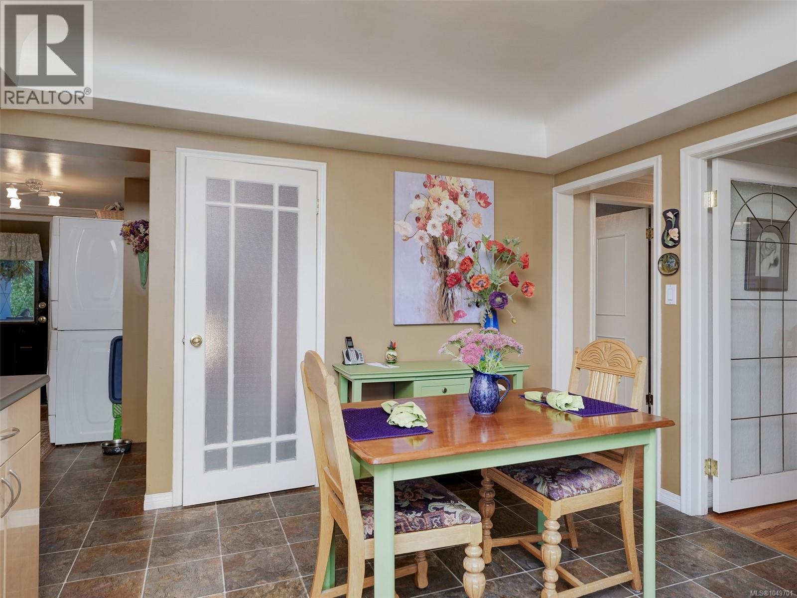 2064 Lansdowne Rd - 11