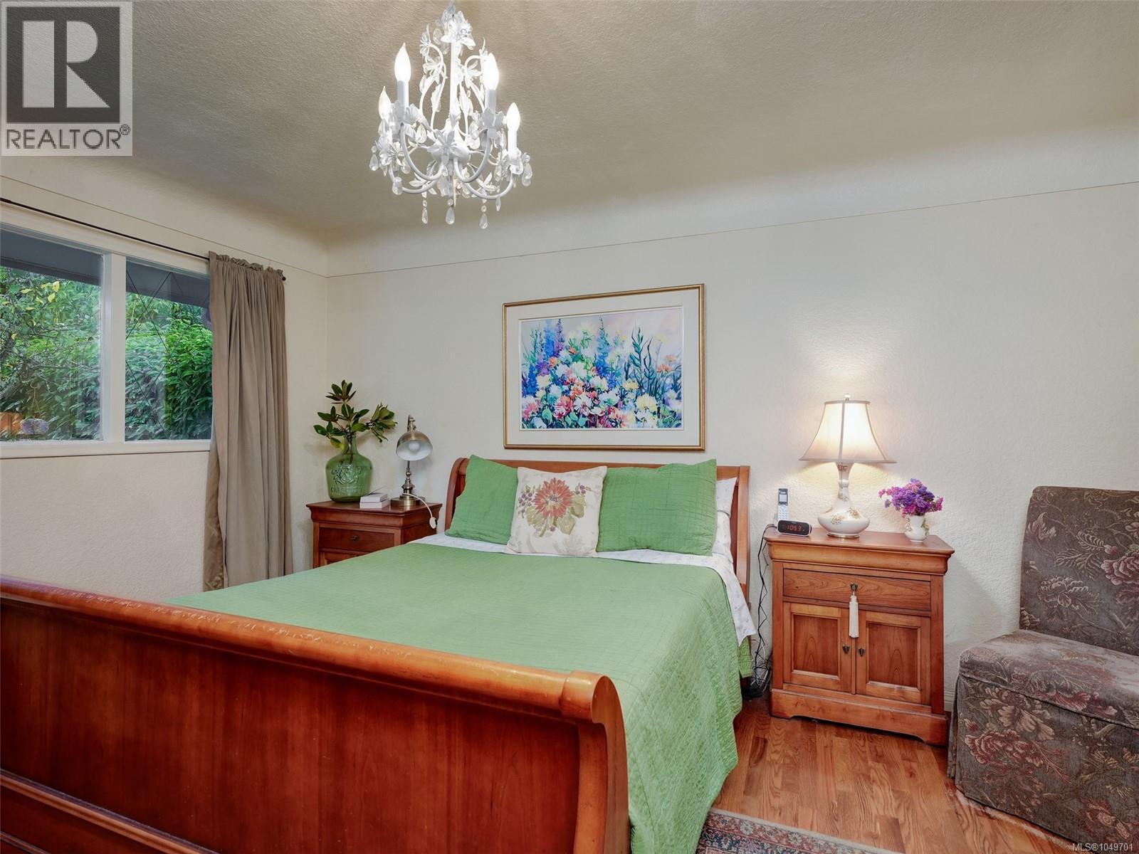 2064 Lansdowne Rd - 12