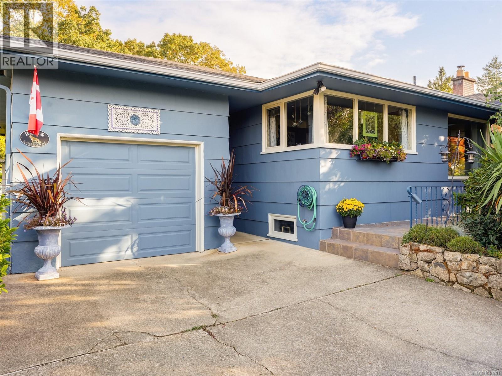 2064 Lansdowne Rd - 2