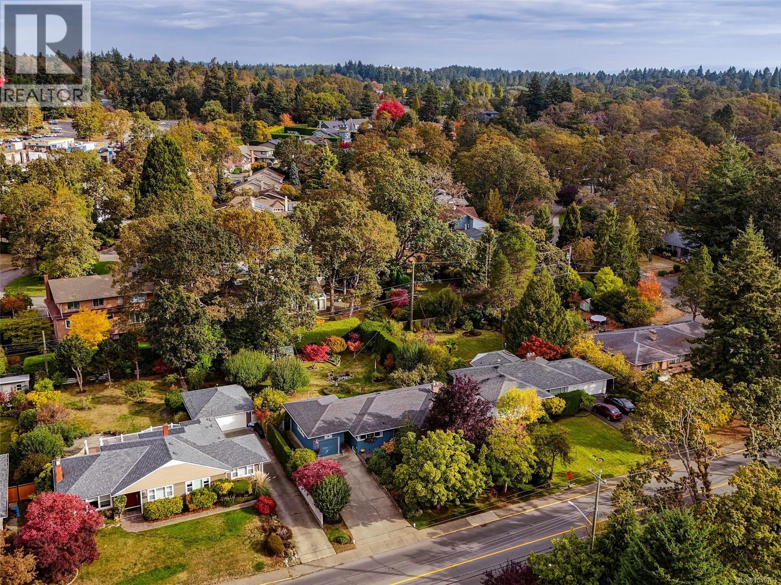 2064 Lansdowne Rd - 47