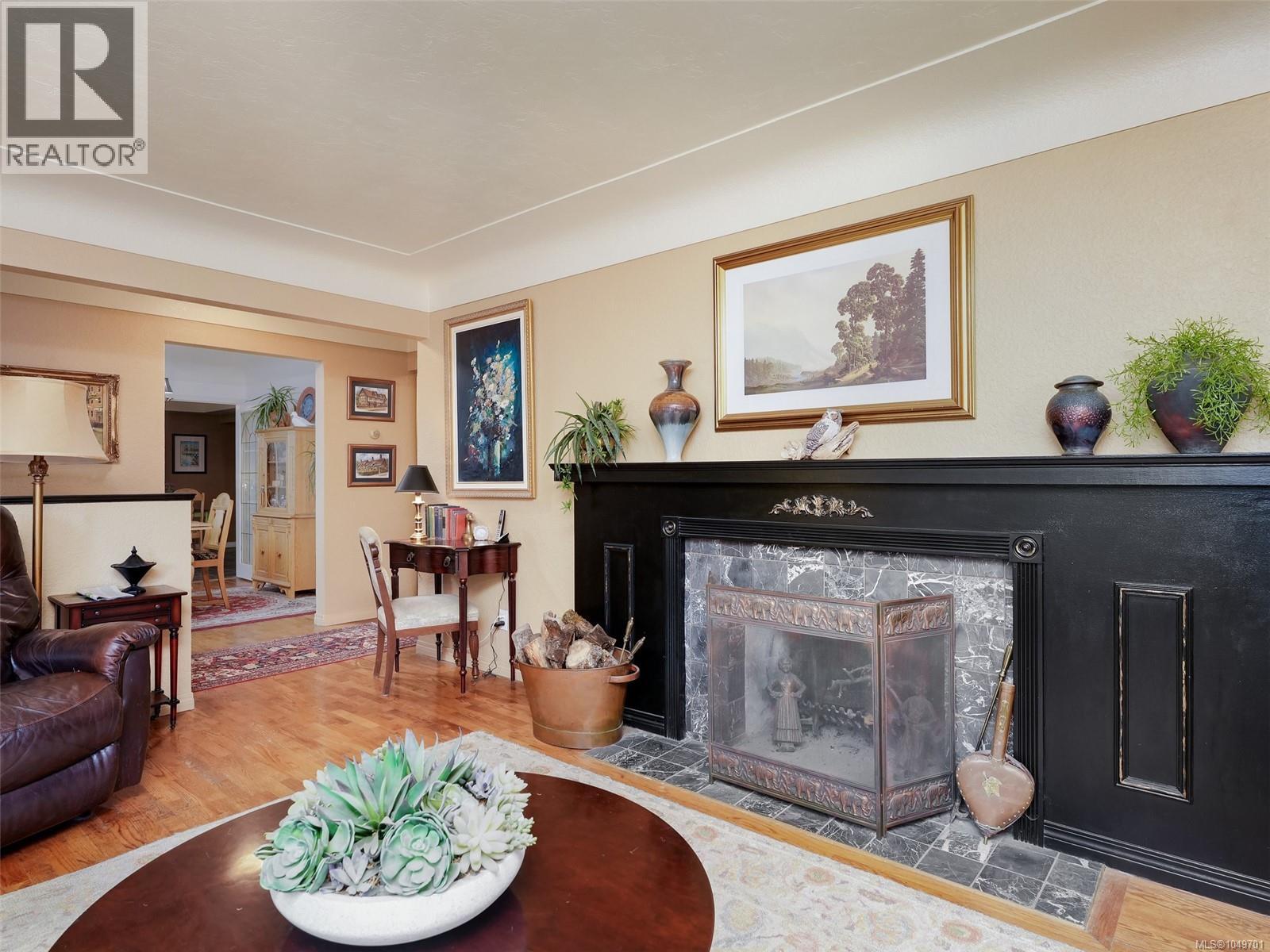 2064 Lansdowne Rd - 5