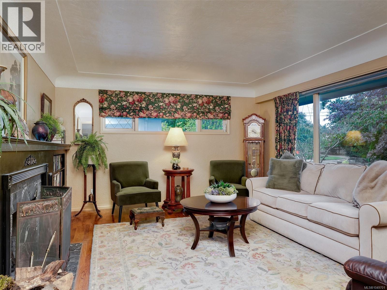 2064 Lansdowne Rd - 6