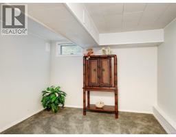2064 Lansdowne Rd, Oak Bay, BC V8P1B3 Photo 26