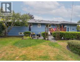 2064 Lansdowne Rd, Oak Bay, BC V8P1B3 Photo 32