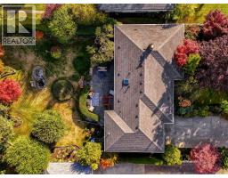 2064 Lansdowne Rd, Oak Bay, BC V8P1B3 Photo 40