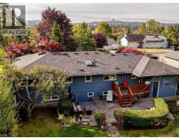 2064 Lansdowne Rd, Oak Bay, BC V8P1B3 Photo 44