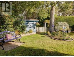 2064 Lansdowne Rd, Oak Bay, BC V8P1B3 Photo 57