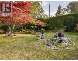 2064 Lansdowne Rd, Oak Bay, BC V8P1B3 Photo 58