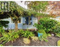 2064 Lansdowne Rd, Oak Bay, BC V8P1B3 Photo 62