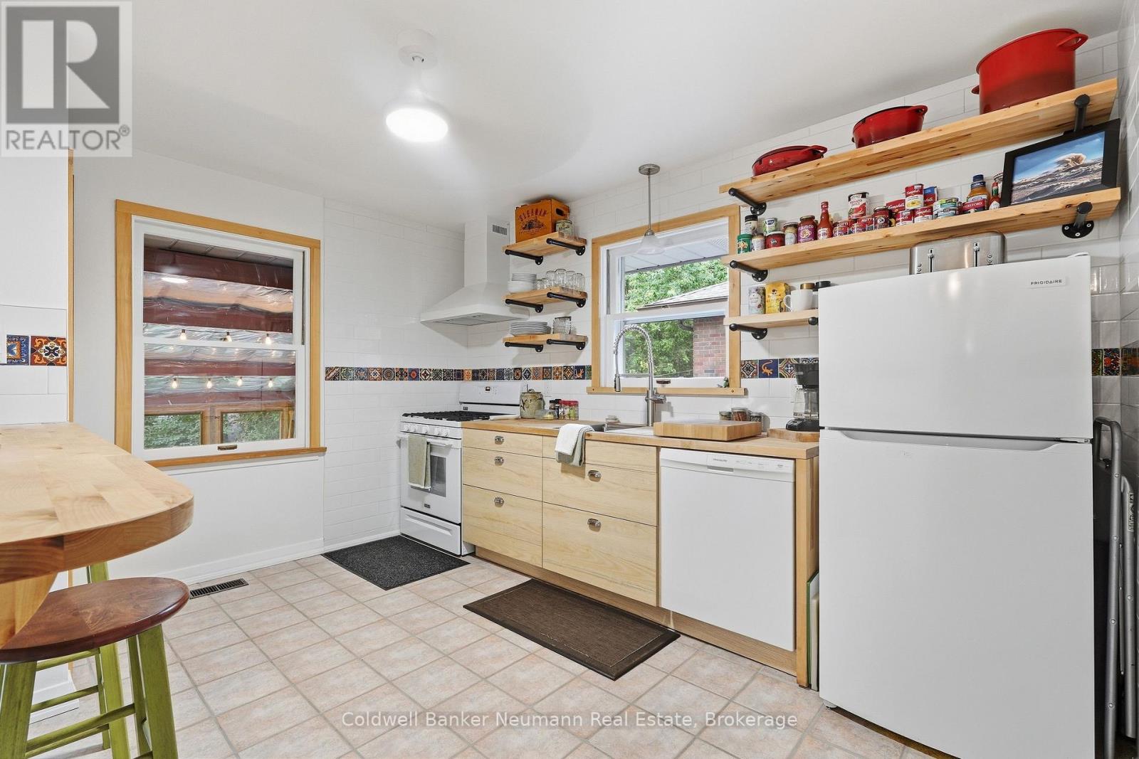 82 KNIGHTSWOOD BOULEVARD - Image 10