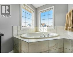 134 Kinniburgh Lane, Chestermere, AB T1X0V1 Photo 31