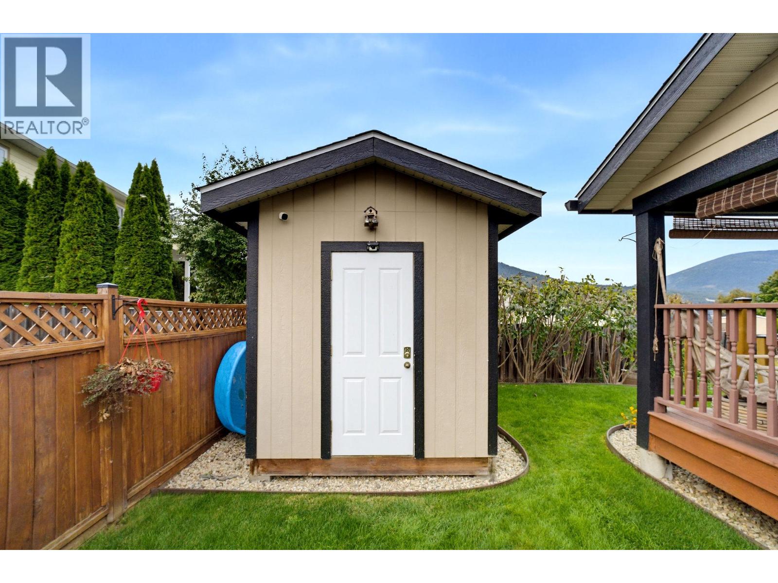 7241 46 Street NE - 53