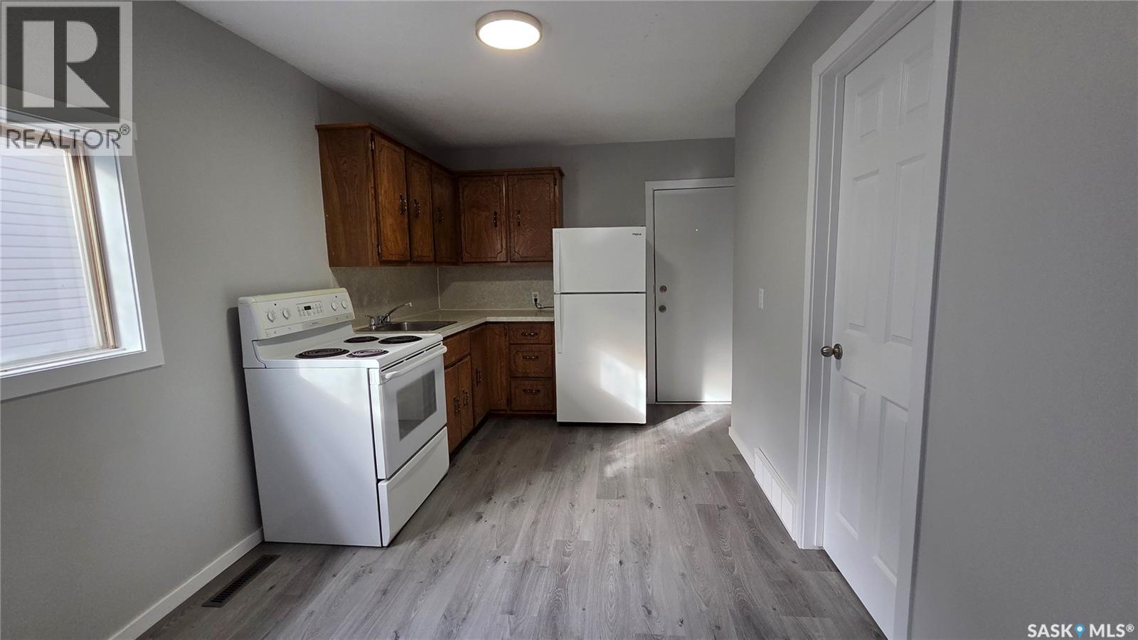 817 98th AVENUE - 4