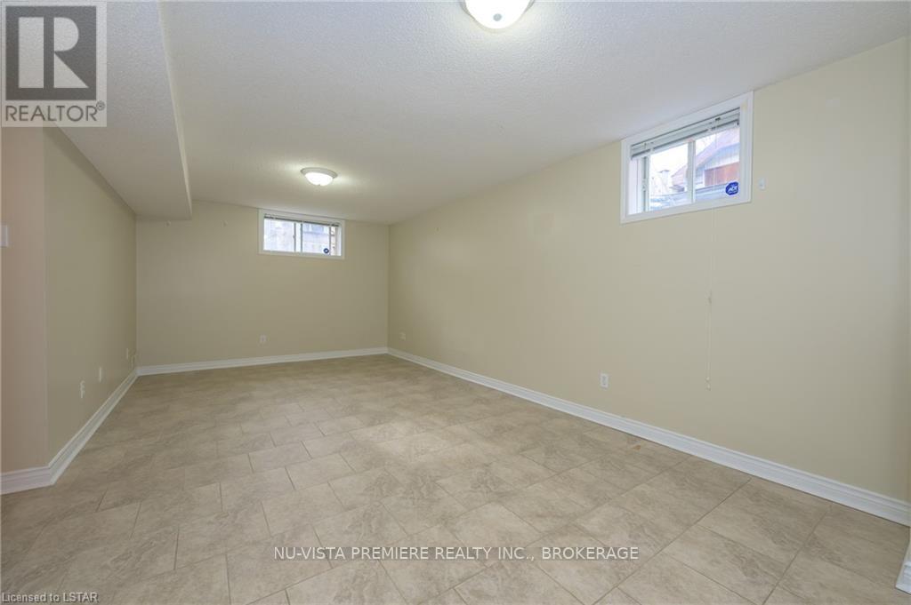 602 SPRUCEWOOD DRIVE - 23