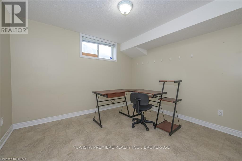602 SPRUCEWOOD DRIVE - Image 26